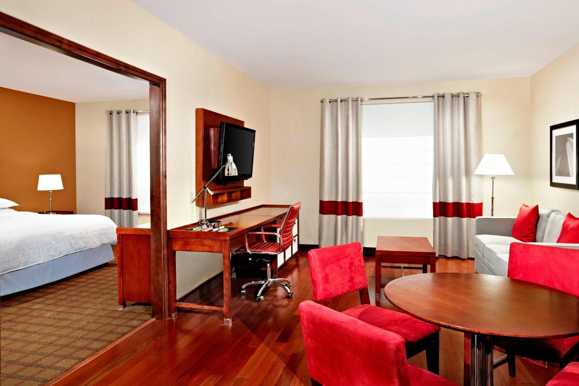 Four Points By Sheraton Calgary Airport Zewnętrze zdjęcie